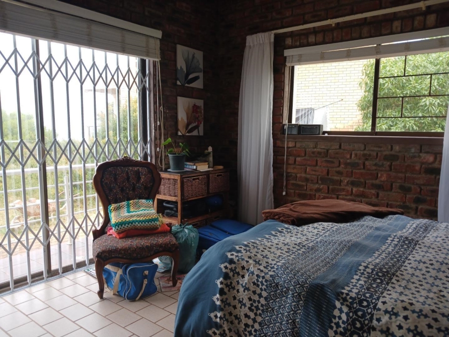 5 Bedroom Property for Sale in Dana Bay Western Cape